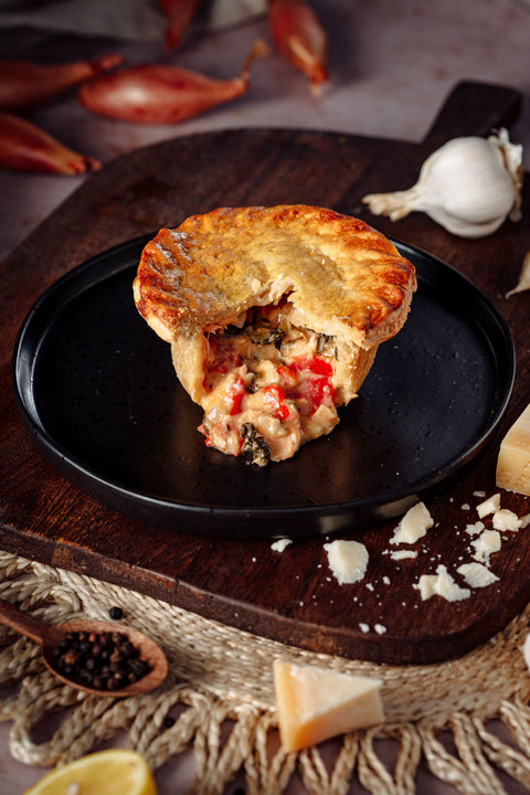 Seas The Day: Creamy Salmon, Spinach & Pepper Pie (265g)